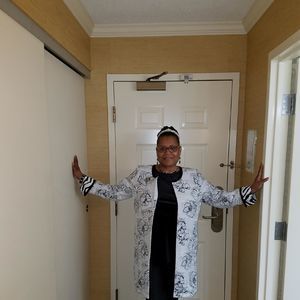 Meet your Posher, Yvette